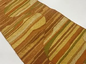 変わり横縞に幾何学模様織出し名古屋帯